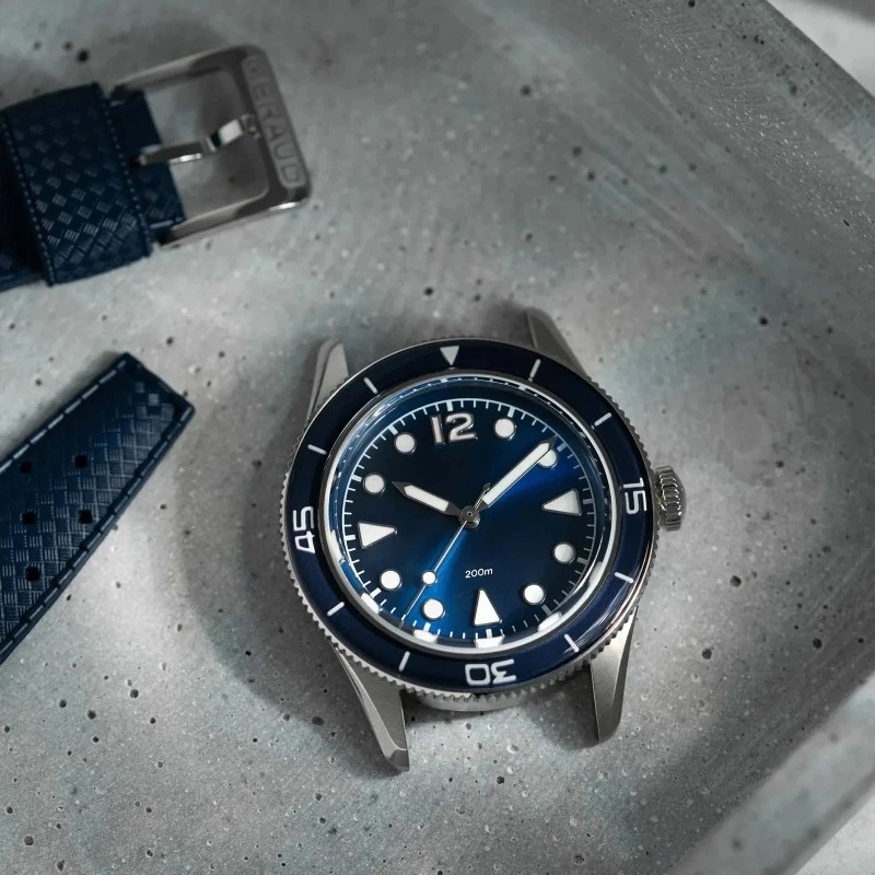 Miyota9015 Automatic Business Men's Watch 200m Diving